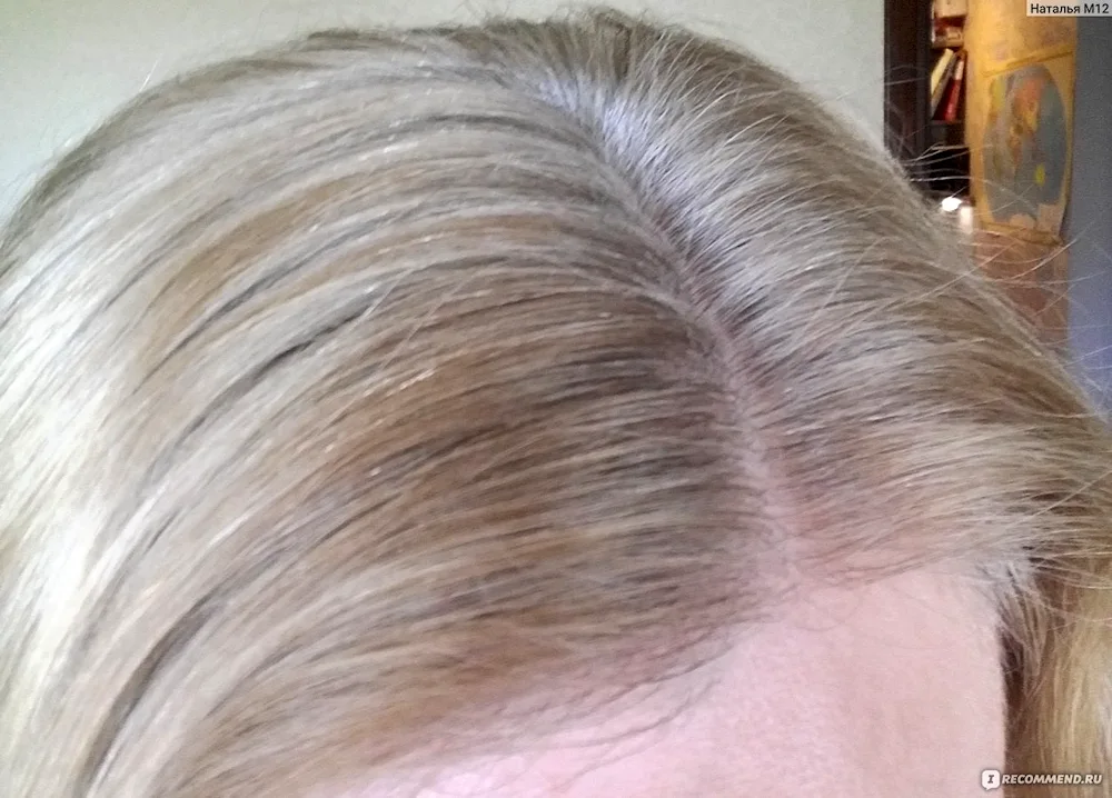 Pearlescent blonde