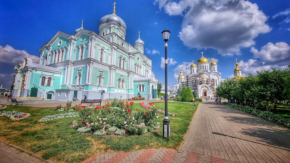 Saint Trinity Seraphim-Diveyevsky Monastery