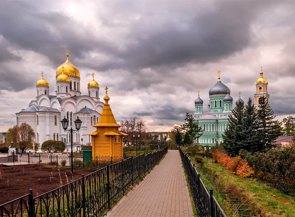 Svyato-Trinity Seraphim-Diveyevsky Monastery