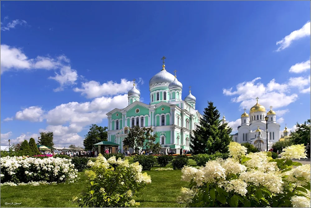 Holy Trinity Seraphim-Diveyevsky Nunnery