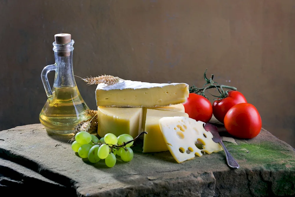 Still life with cheese
