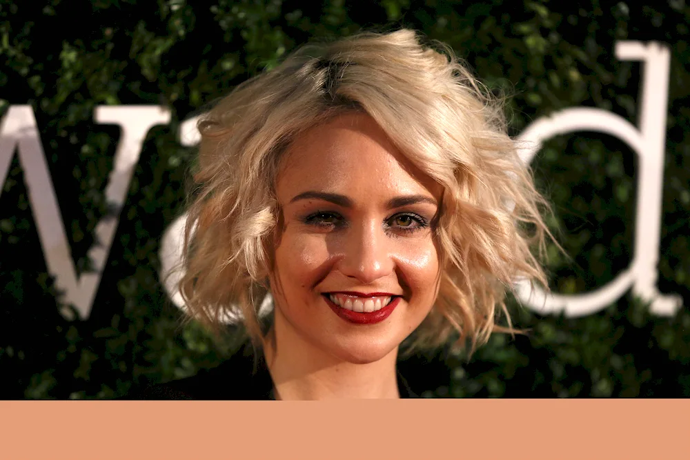 Tuppence Middleton sense 8