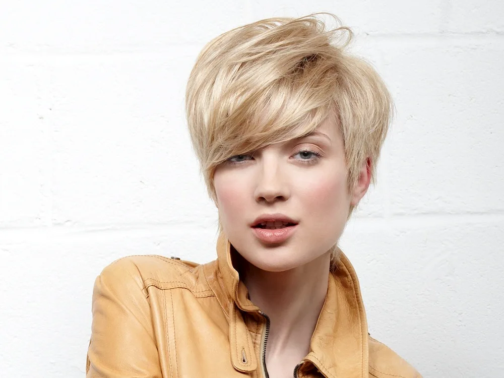Bob Pixie bob bob Garson haircut
