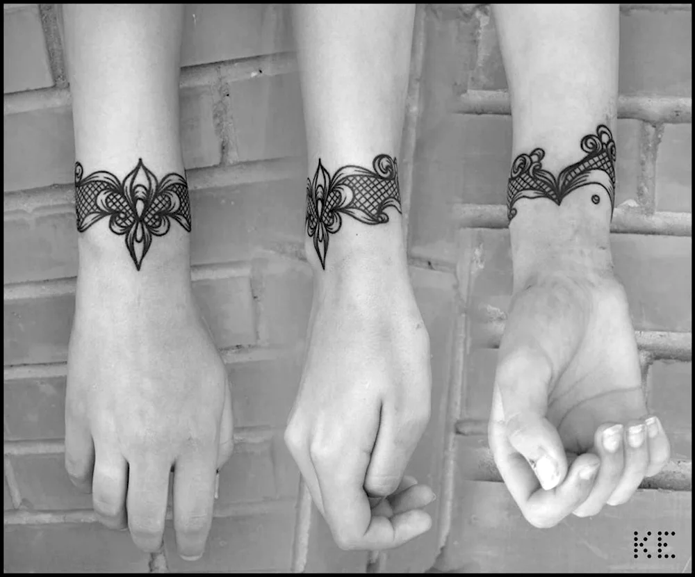 Tattoo on wrist for girls. flowers on arm for girls