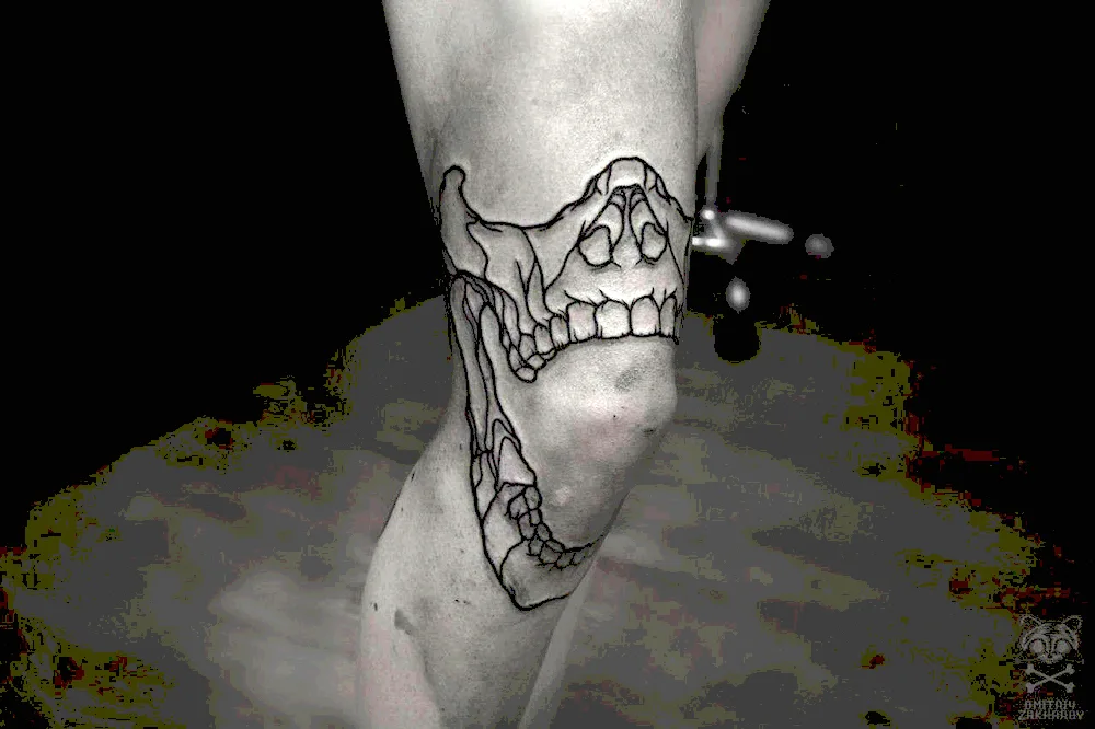 Knee jaw tattoo sketch