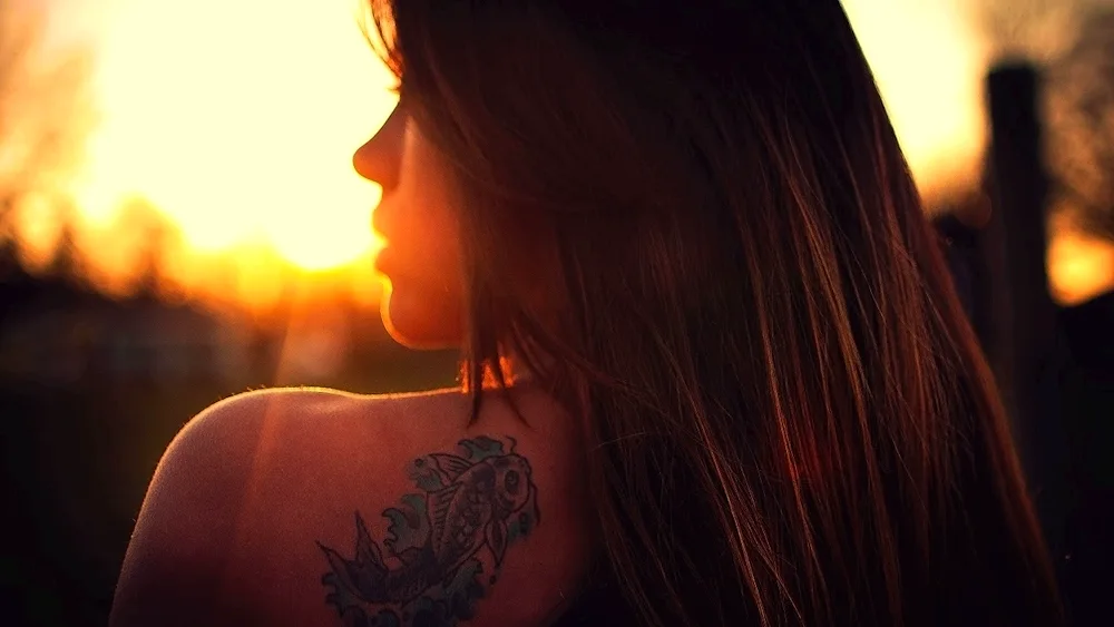 Brunette with back hair