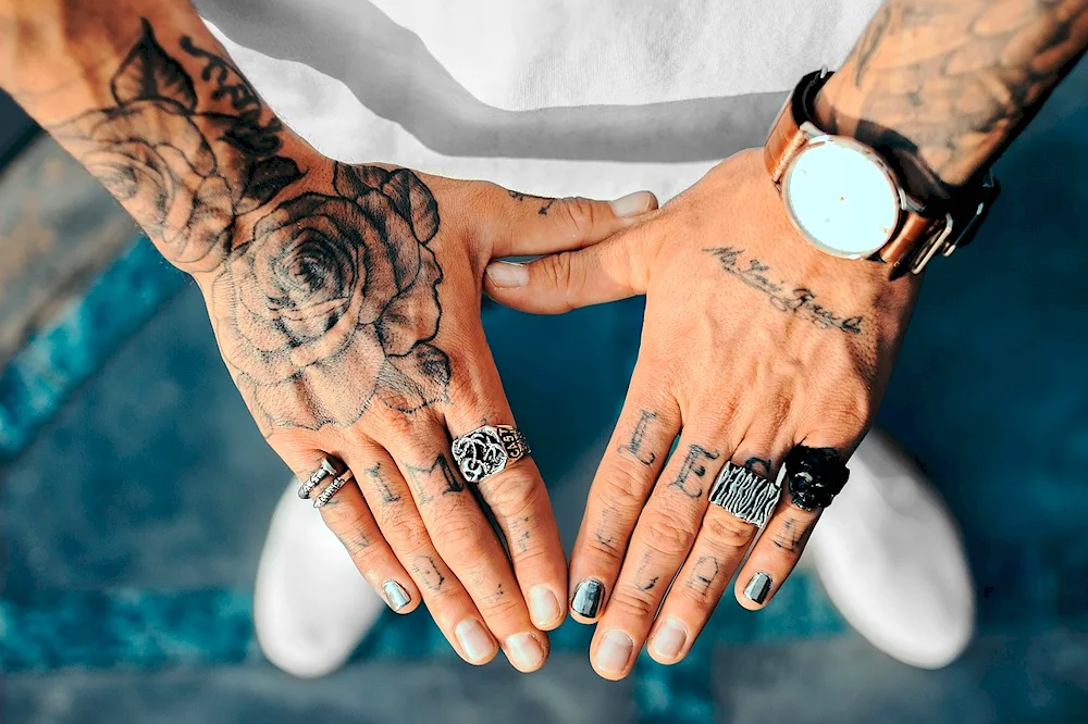 Tattoo wedding rings