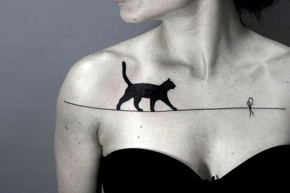 Tattoo on collarbone