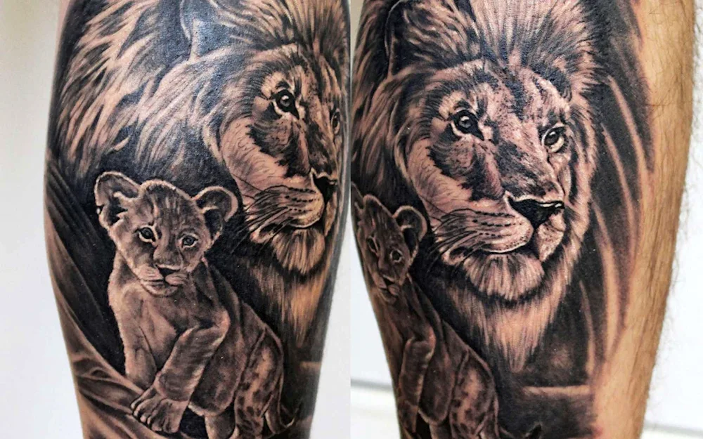 Lion tattoo on shoulder for men