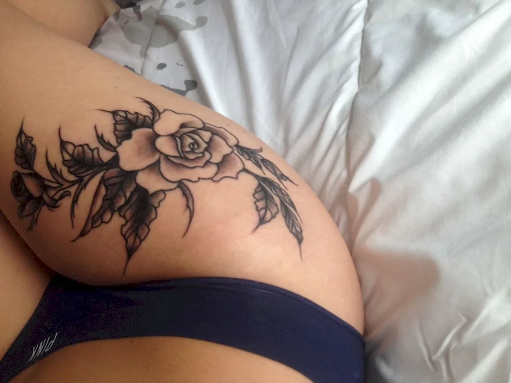 Tattoo on thigh women's