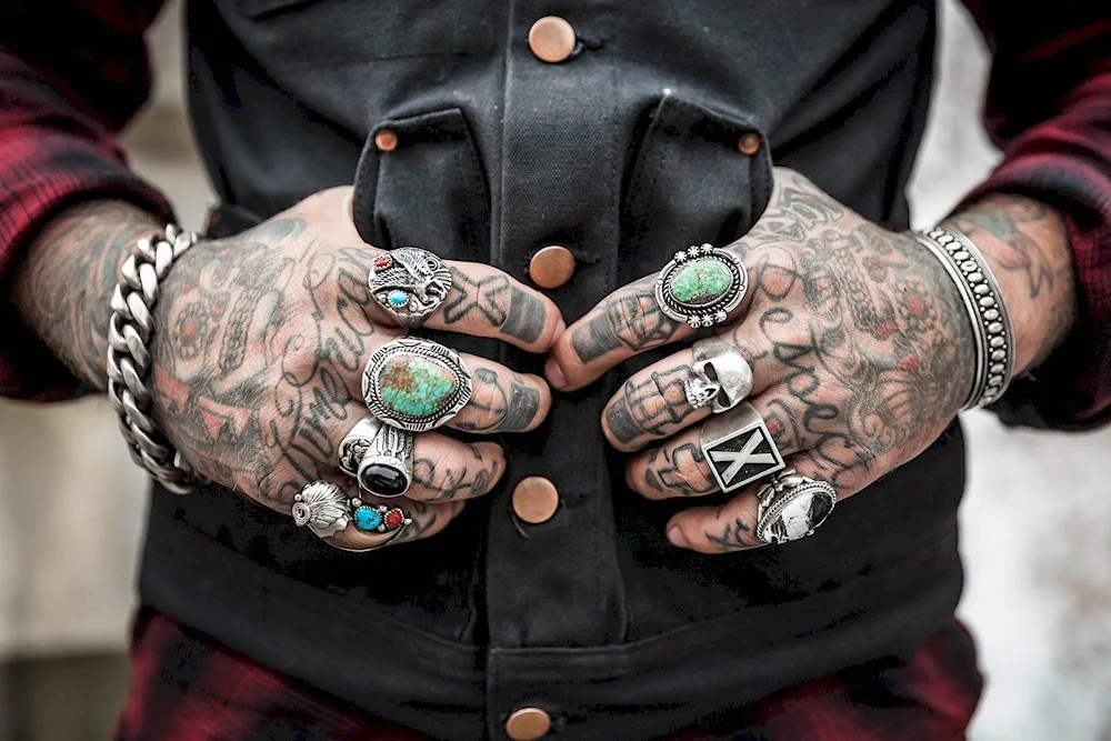 Finger tattoos