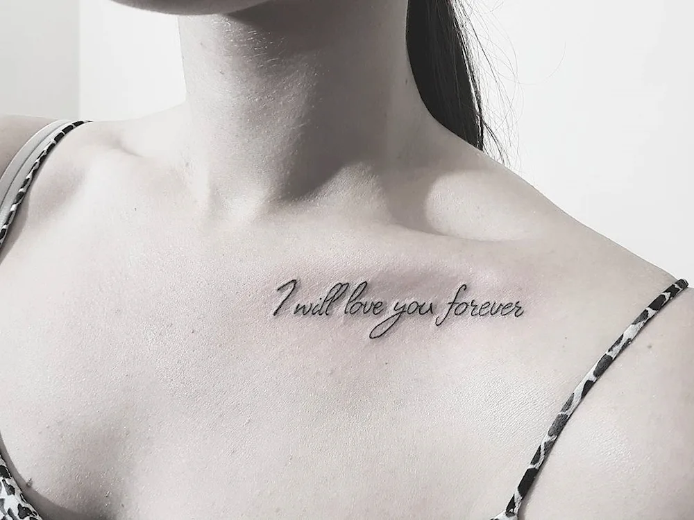 Tattoo on collarbone