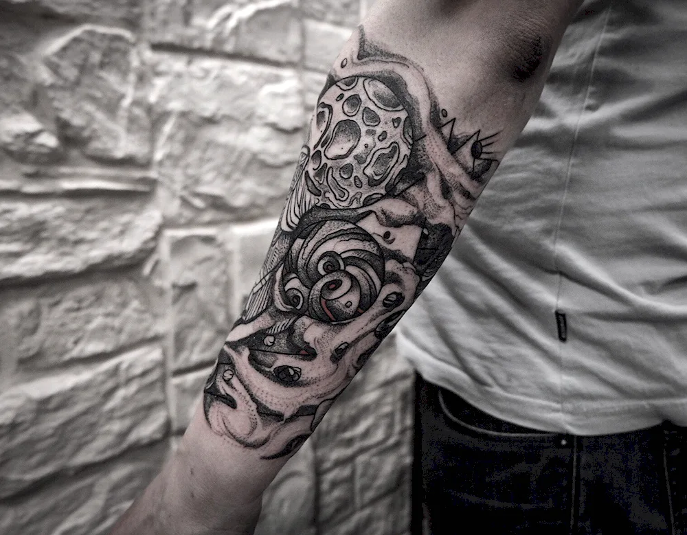 Men's tattoo