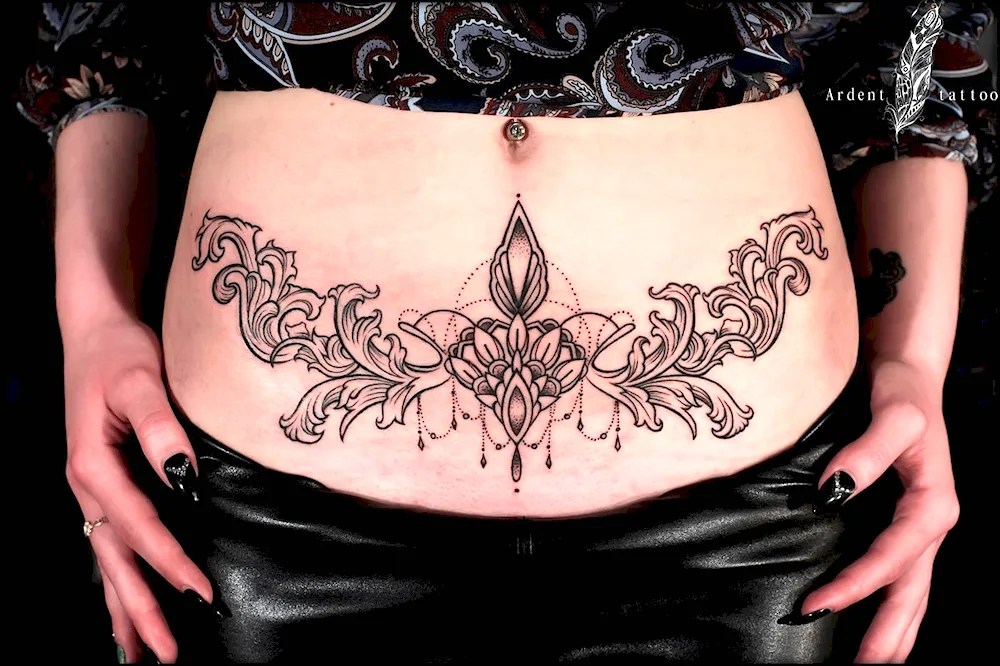 Viola Fields tattoo on the belly