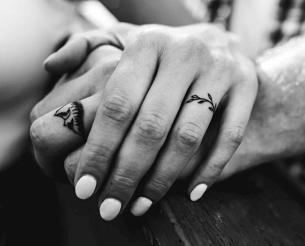 Tattoo wedding rings