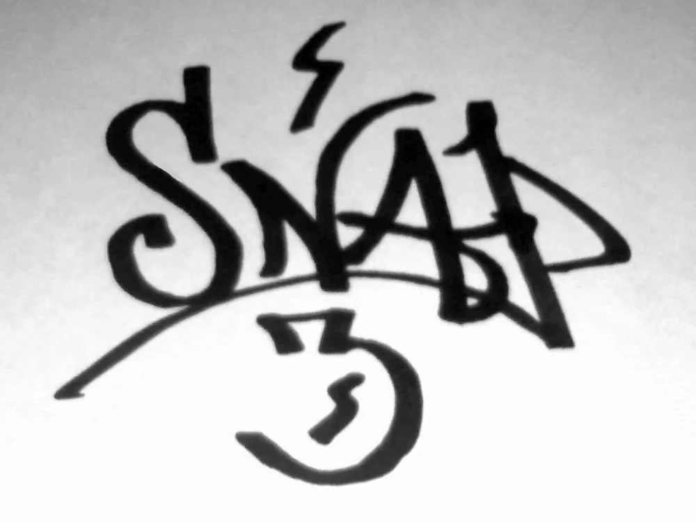 Graffiti marker