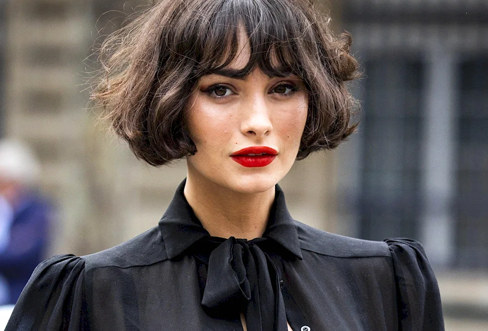 Taylor Lachaise bob