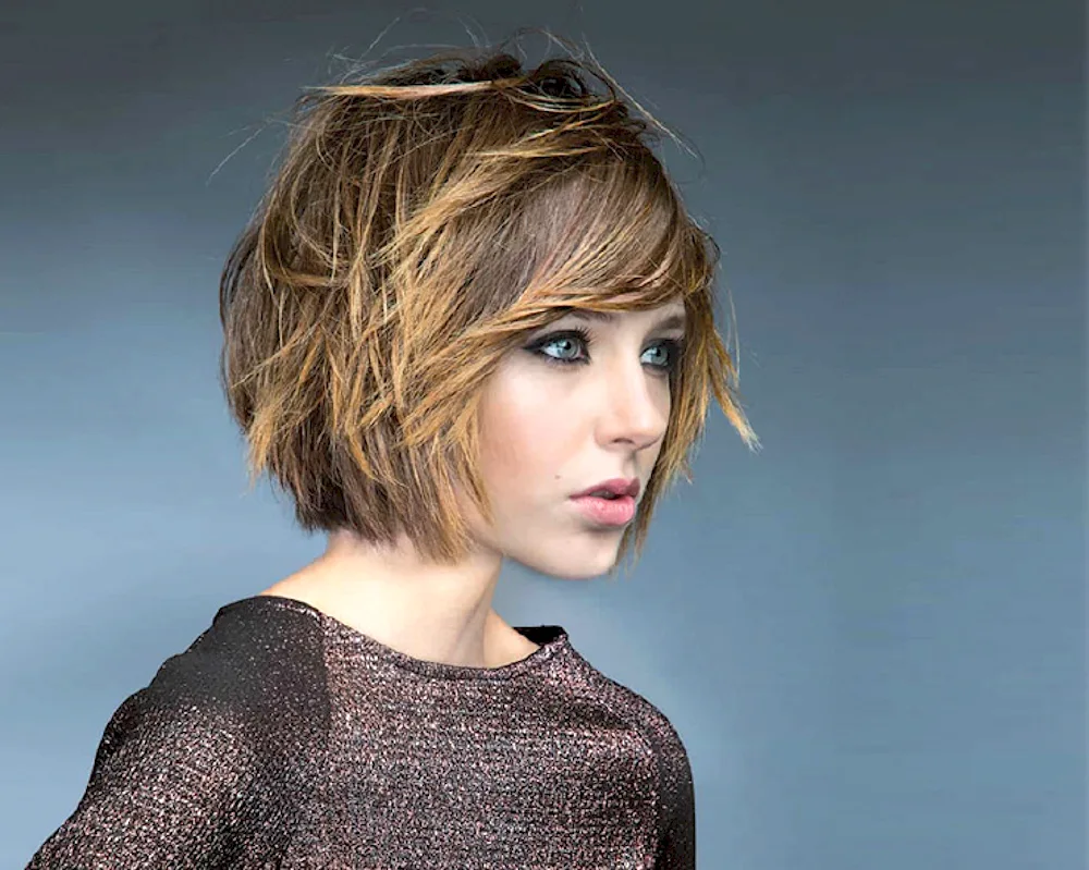 Taylor Swift shag haircut