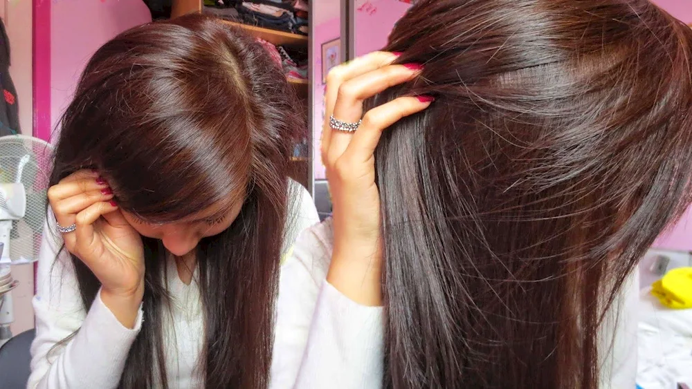 Dark russet brown hair colour