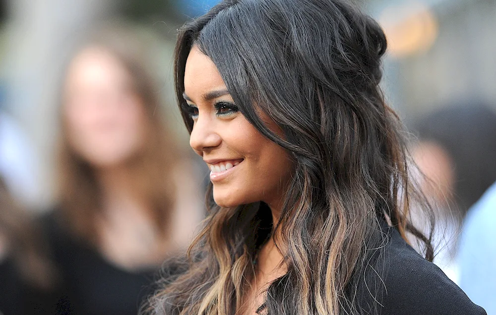 Dark hair colour with blonde strands