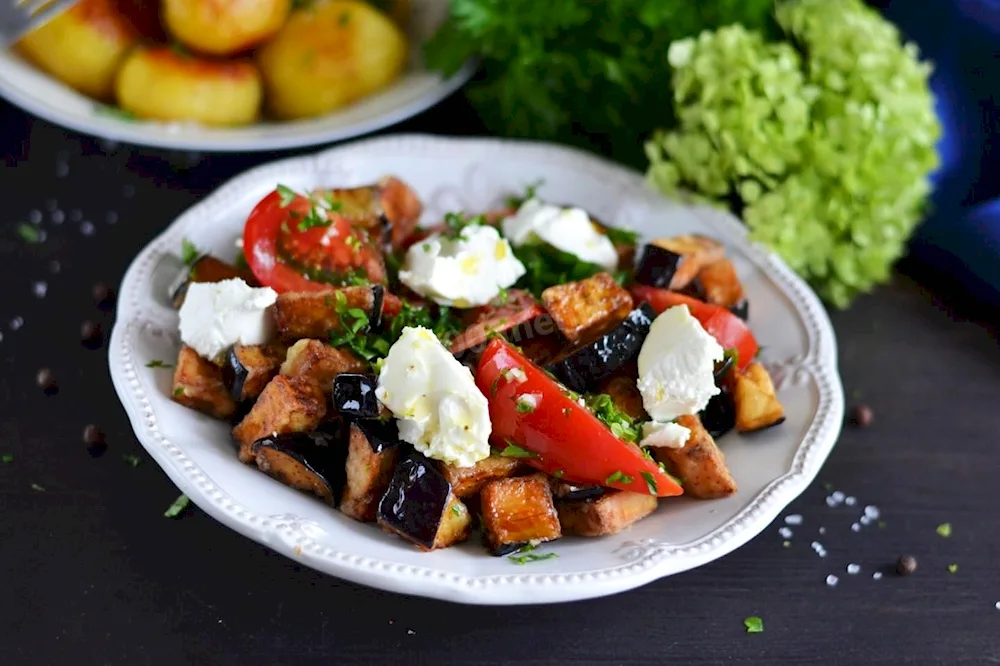 Salad with aubergines and feta