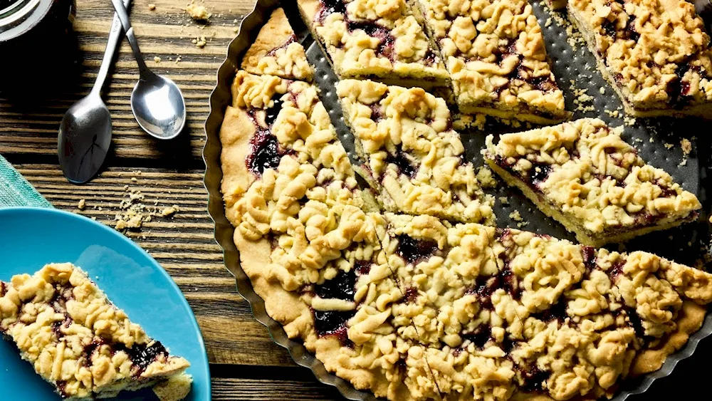 Tarted sand pie