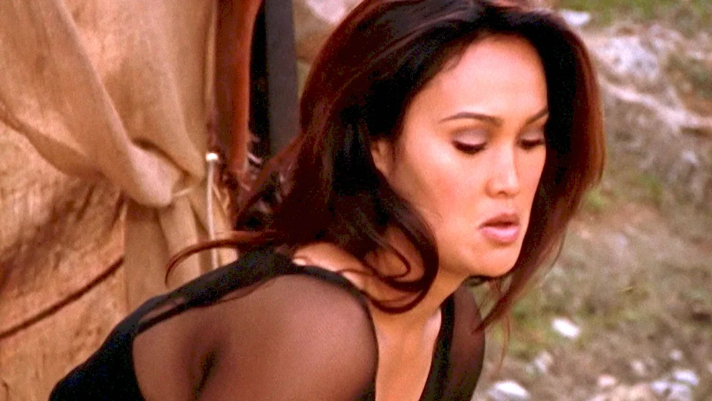 Tia Carrere