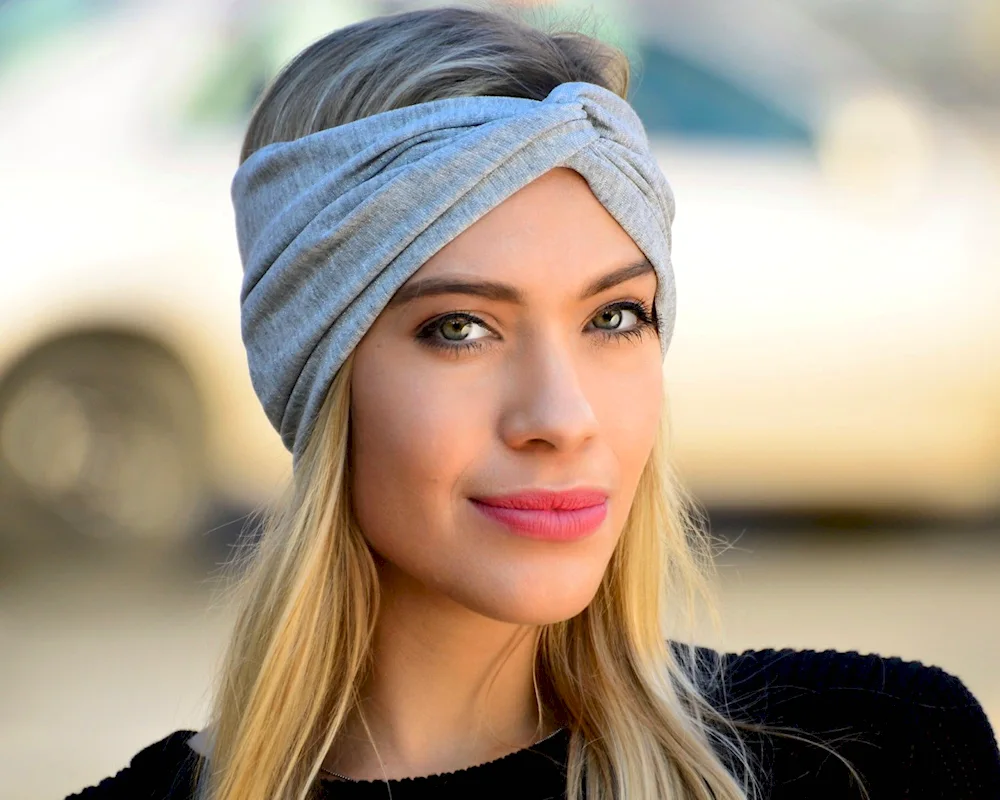 Headband with headband