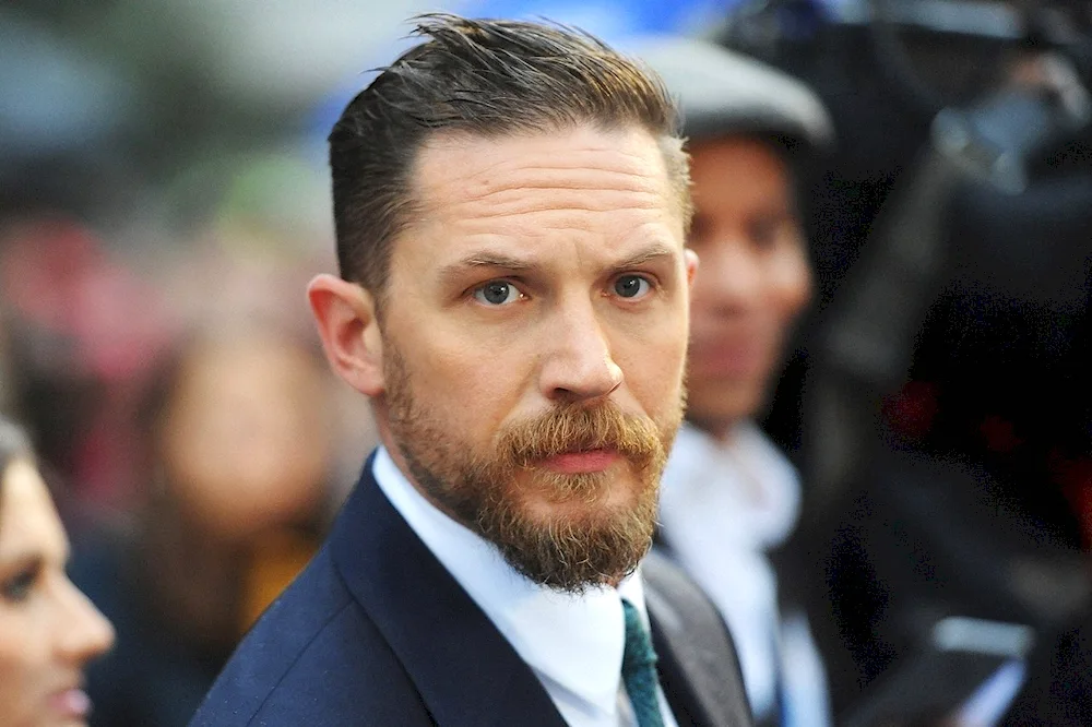 Tom Hardy haircut