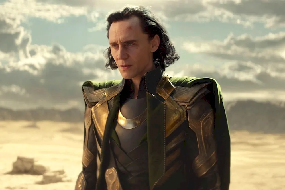 Tom Hiddleston Loki