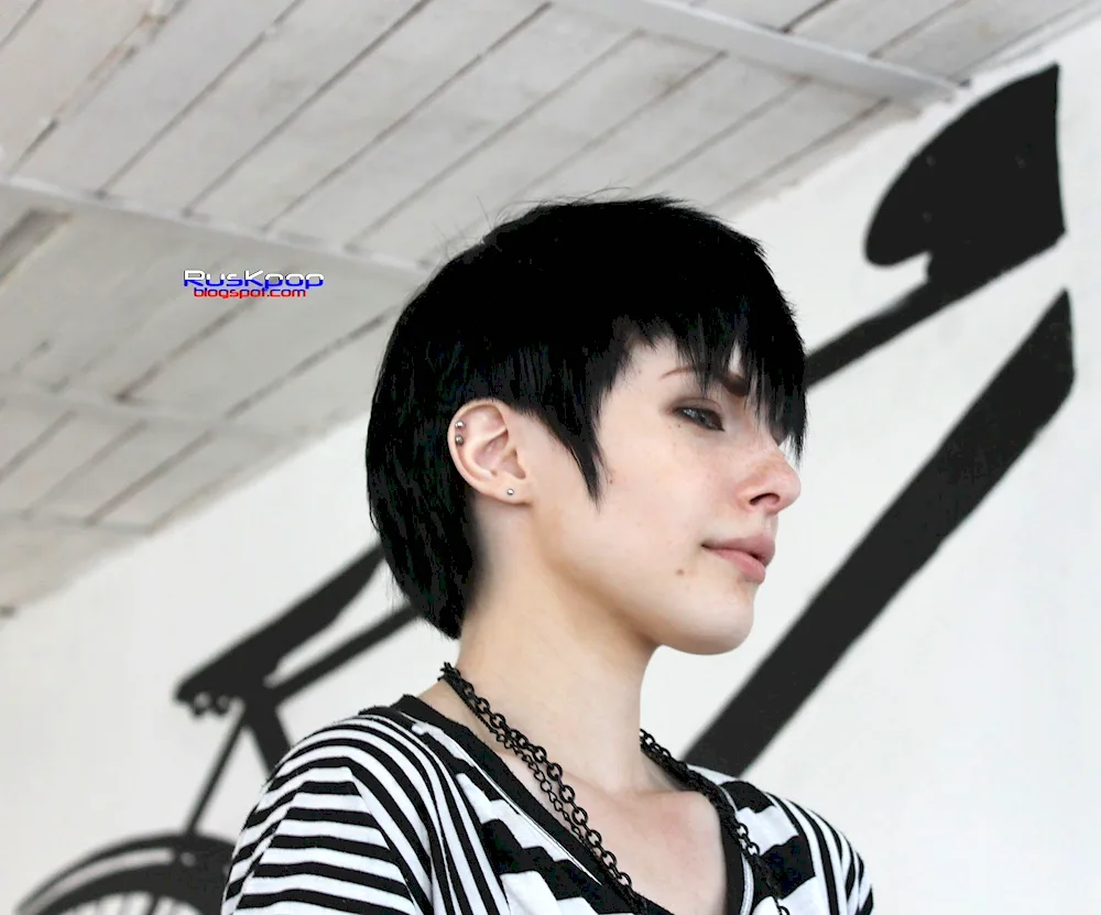 Tomboy haircut Levi
