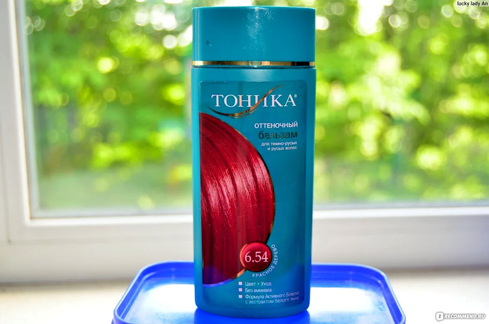 Tonic 5.35 Red Amber on dark hair