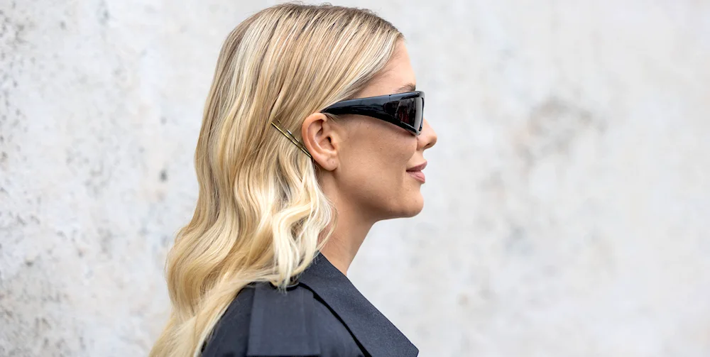 Trendy blonde hair colouring 2024
