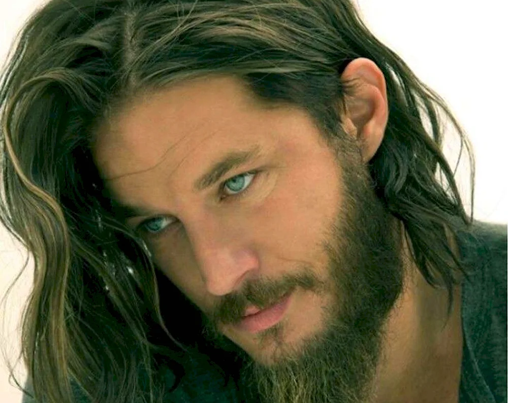 Travis Fimmel