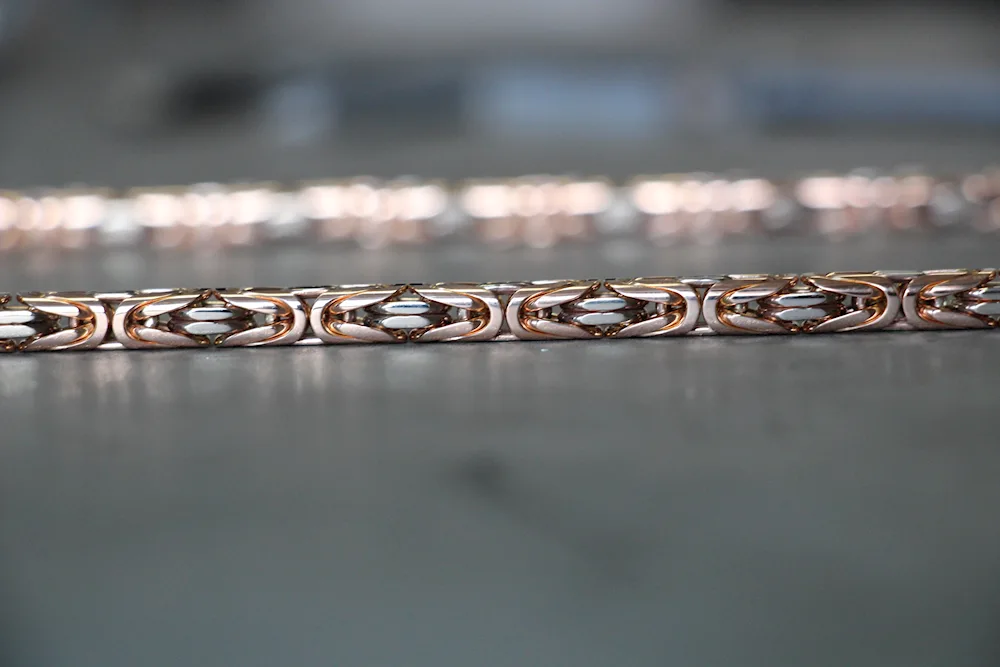 Fox tail chain gold