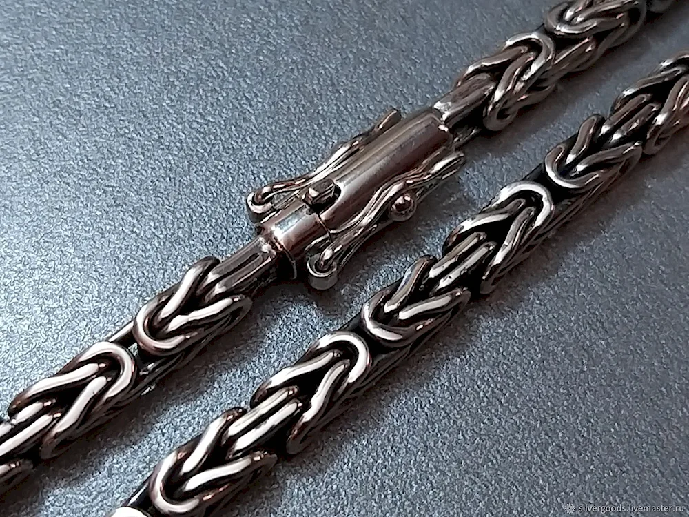 Fox Tail Byzantium Chain