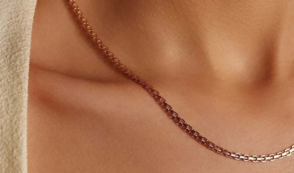 Serpentine weave chain