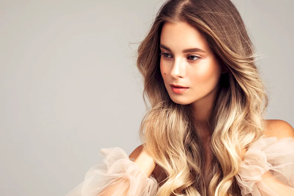 Blonde shatouche balayage