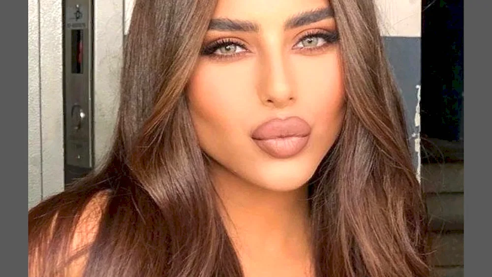 Mocha Brown hair colour