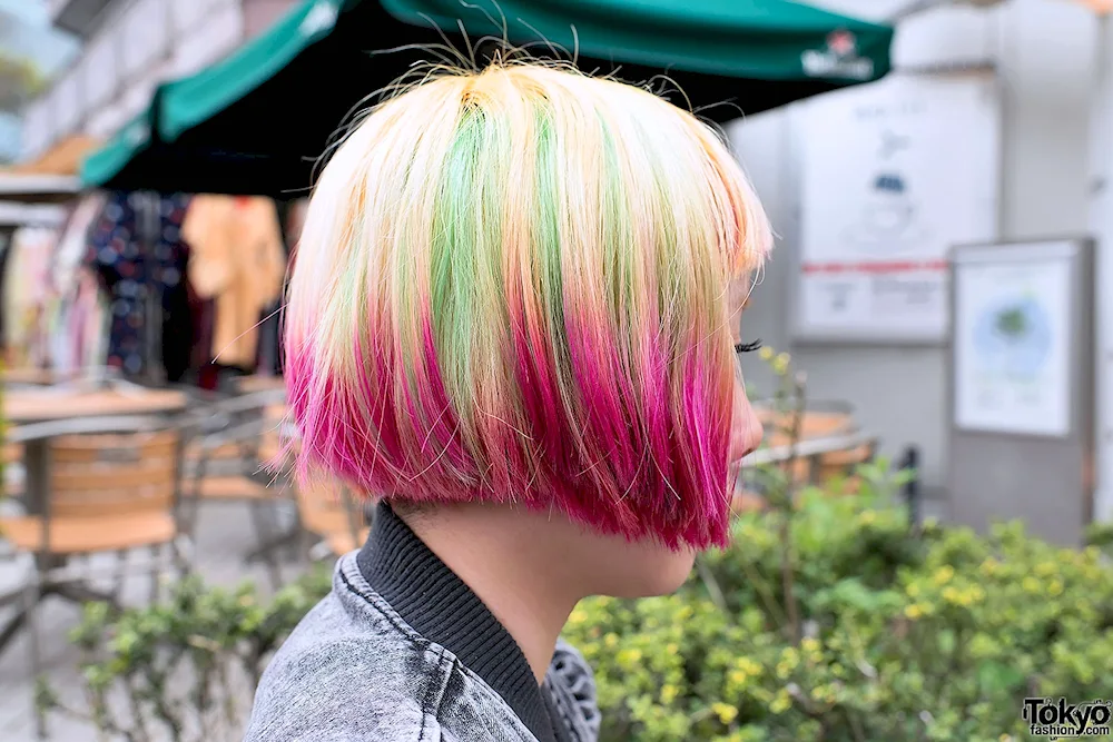 Coloured short hair