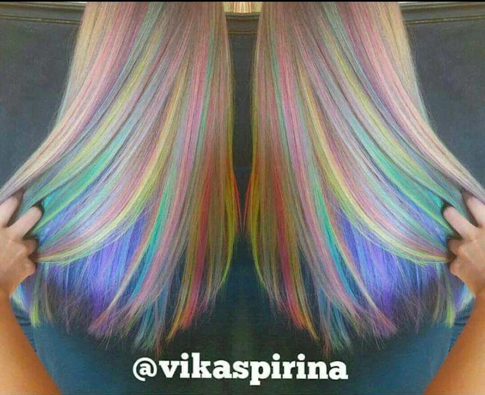 Hidden colouring on blonde hair