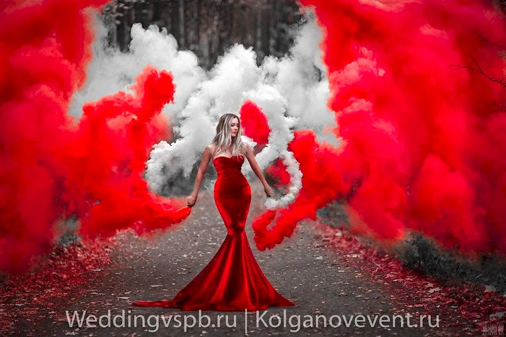 Coloured smoke