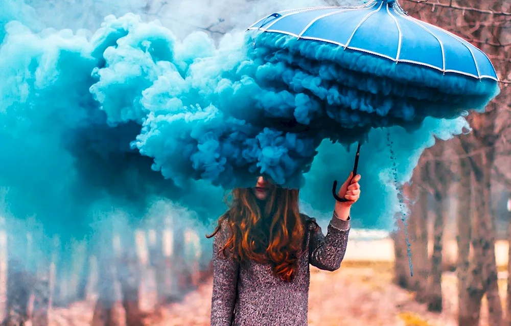 Coloured smoke for photo shoot