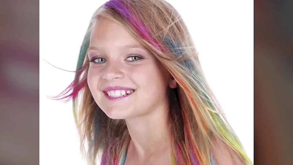 Coloured strands for kids