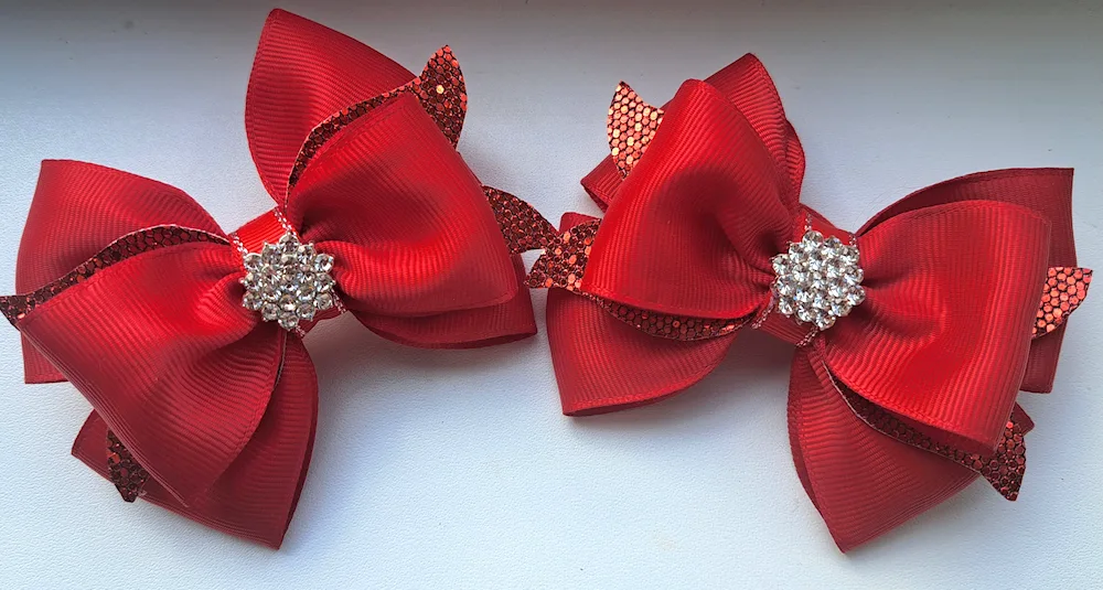 Flower like a bow