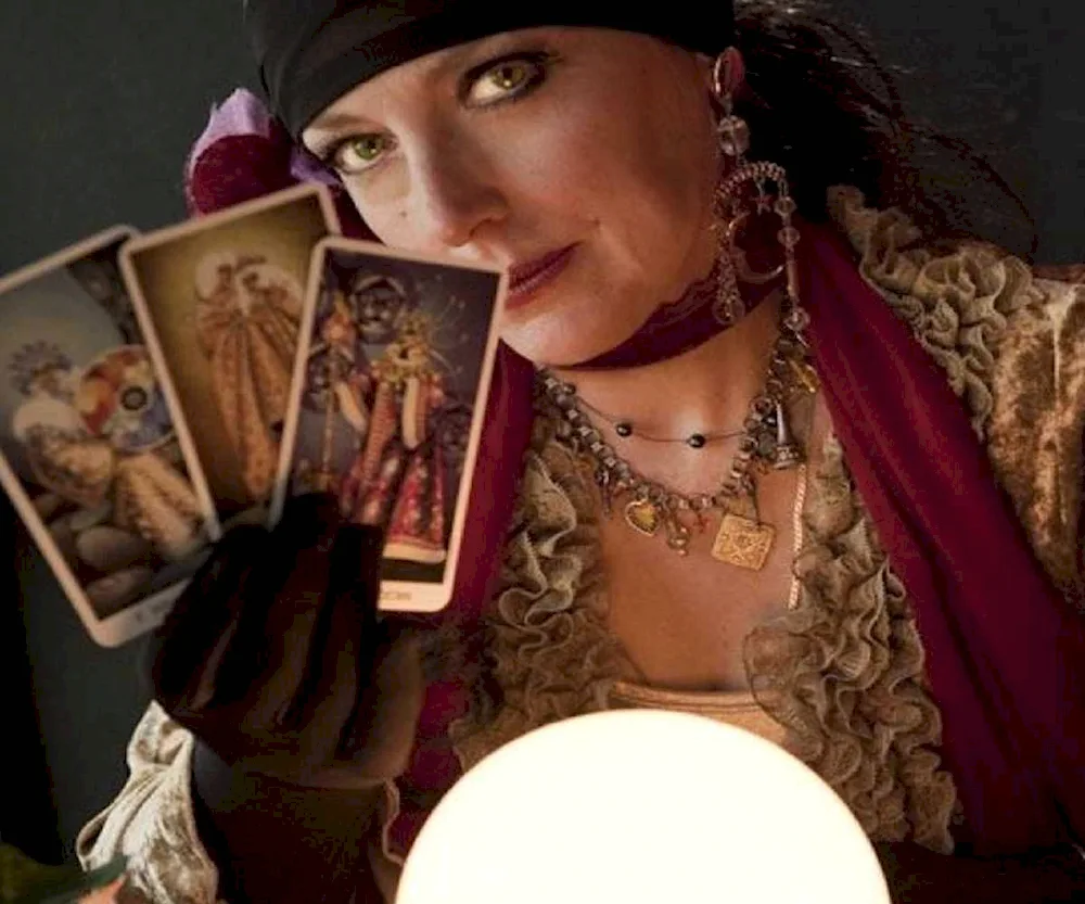 Gypsy with Tarot