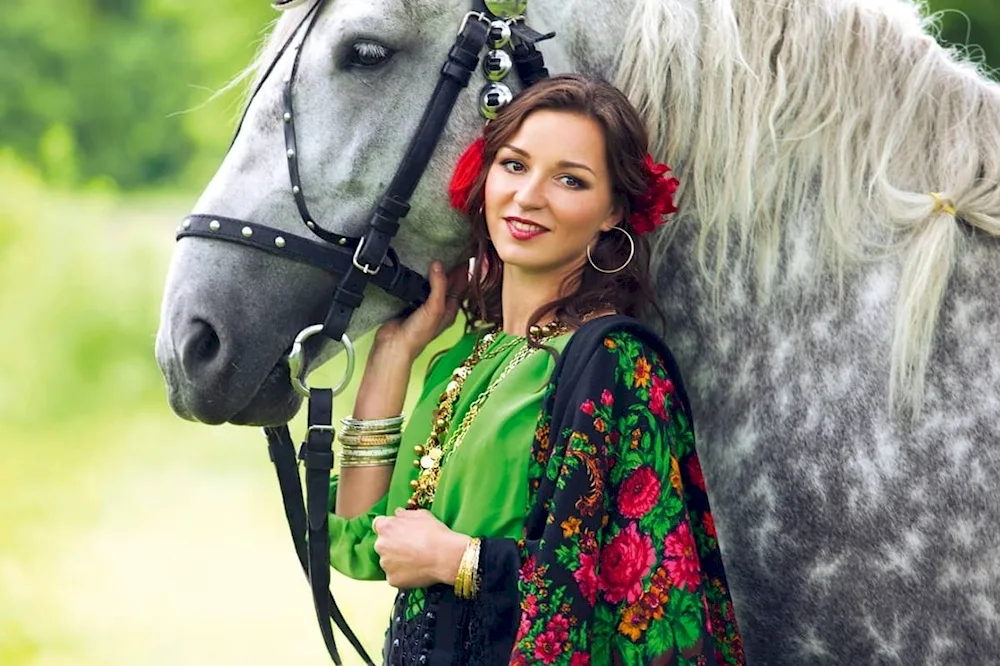 Gypsy singer rada paradise