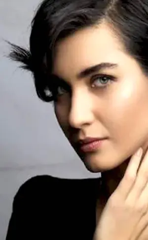 Tuba Buyukustun