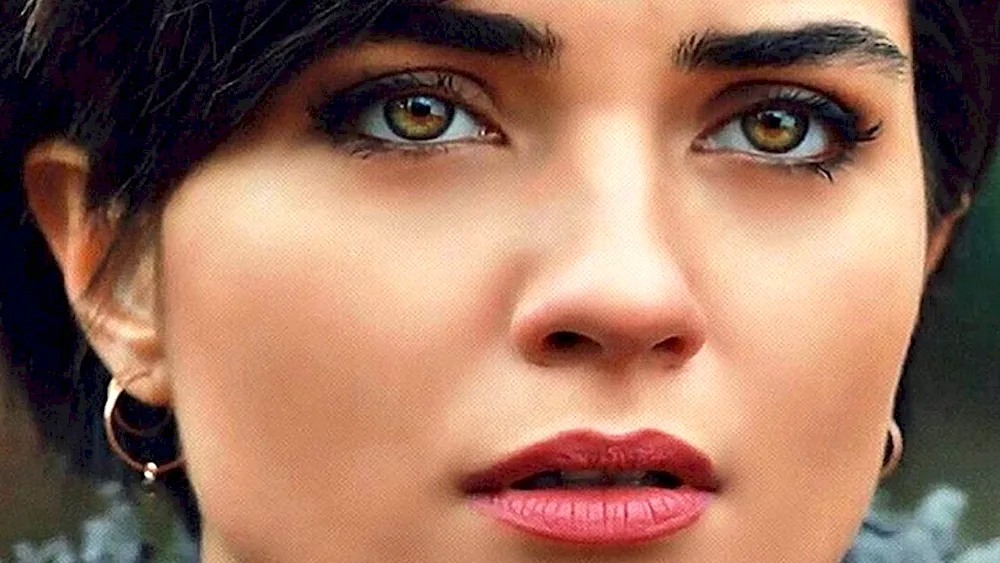 Tuba Buyukustun