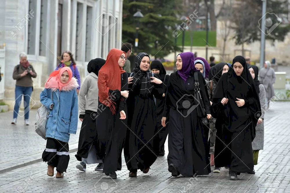 Turkish women on the street